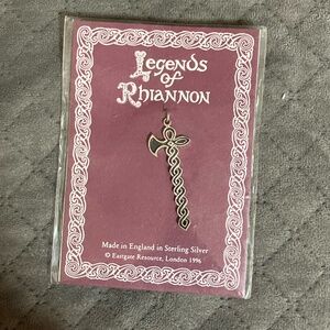 Sterling Silver Pendant: Scathach's Axe - talisman to increase energy & ability